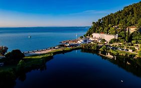 Barbara Piran Beach Hotel&Spa
